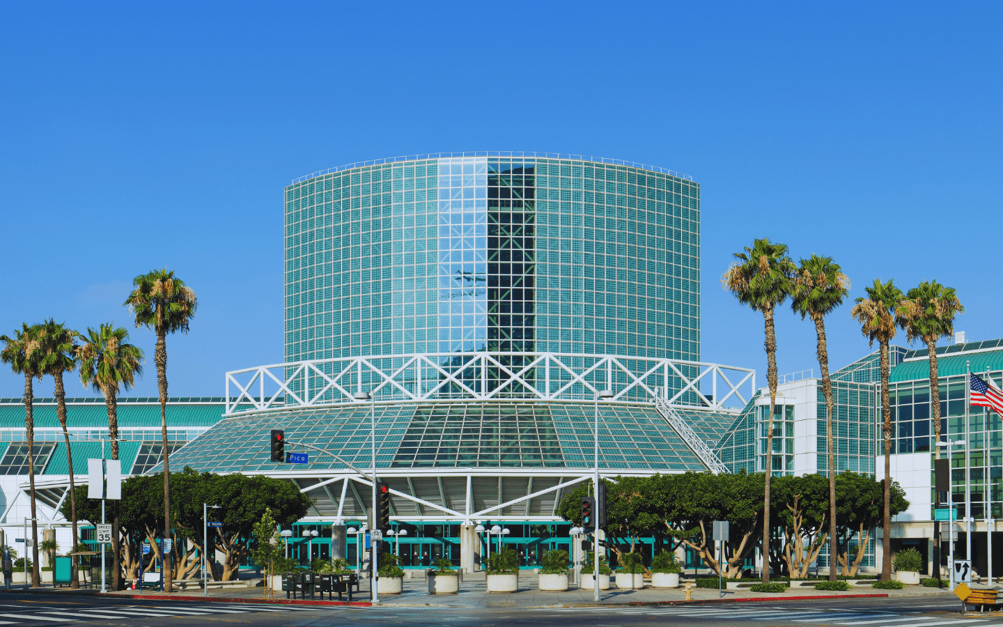 What Is the Tallest Building in Los Angeles? Unveiling the Wilshire Grand Center